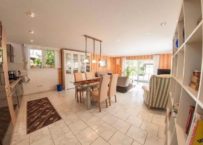 Am Sandberg Feriehus *